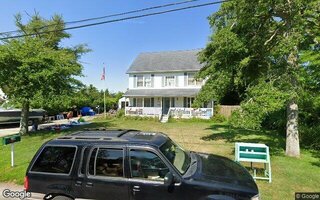 60 Lynbrook Rd, Mastic Beach, NY 11951