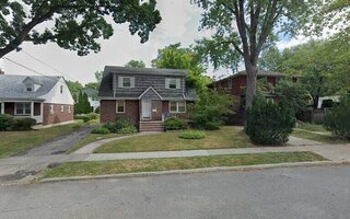 601 College Ave, Staten Island, NY 10302
