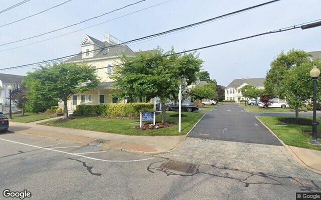 604 Emily Dr, Patchogue, NY 11772