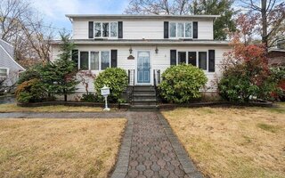 609 Grant Ave, North Baldwin, NY 11510