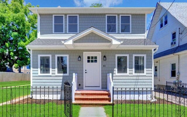61 Burr Ave, Hempstead, NY 11550 (Porch)