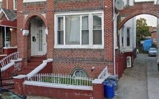 61 E 57th St, Brooklyn, NY 11203