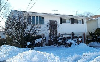 61 Florence Ave, Freeport, NY 11520