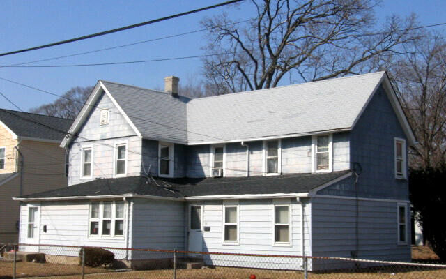 61 Lincoln Ave, Roosevelt, NY 11575