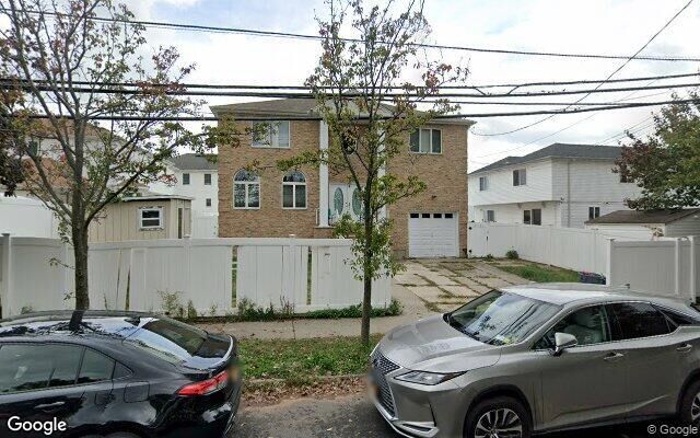615 Page Ave, Staten Island, NY 10307