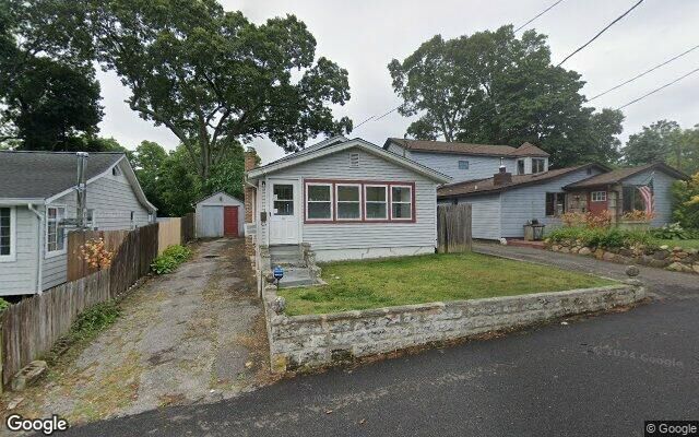 62 Eastview Rd, Ronkonkoma, NY 11779