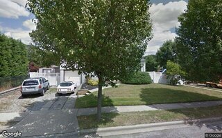 62 Oakwood Ave, Farmingdale, NY 11735