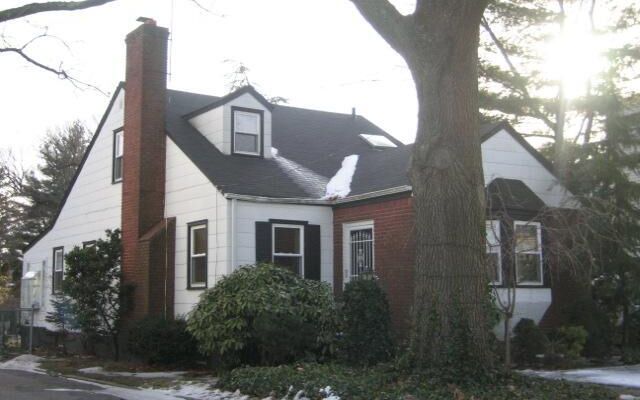 62 Vincent Pl, Lynbrook, NY 11563