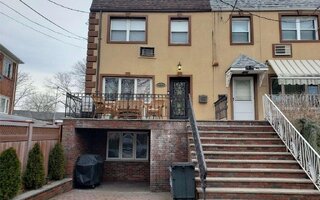 63-23 Pleasantview St, Middle Village, NY 11379