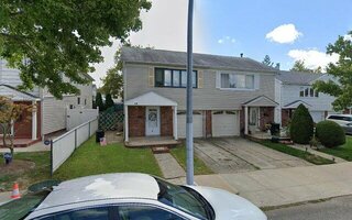 63 Middle Loop Road, Staten Island, NY 10308