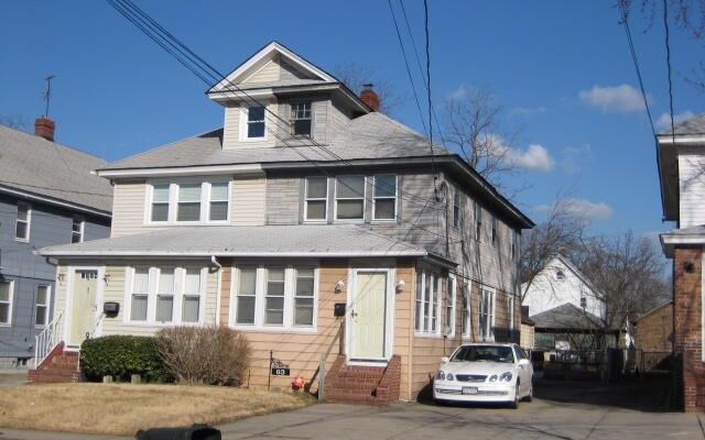 63 E Seaman Ave, Freeport, NY 11520