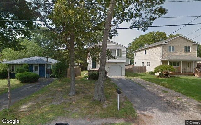 63 Jeanatta Ave, Mastic, NY 11950