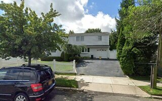 64 Cheshire Rd, Bethpage, NY 11714