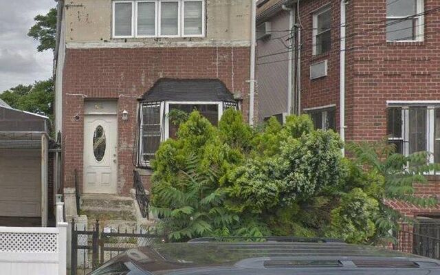 64 E 57th St, Brooklyn, NY 11203