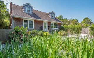 64 Windward Way, Southampton, NY 11968