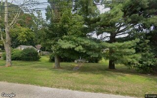 6405 New Suffolk Rd, New Suffolk, NY 11956