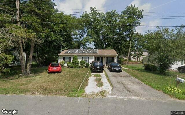 641 Provost Ave, Bellport, NY 11713