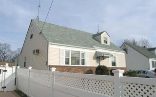 646 Baldwin Dr, West Hempstead, NY 11552