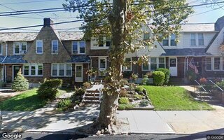 65-35 77th Pl, Middle Village, NY 11379