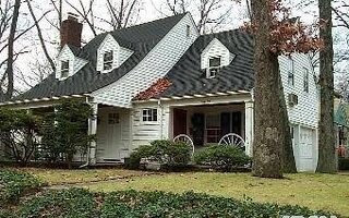 65 Highland Blvd, Lynbrook, NY 11563