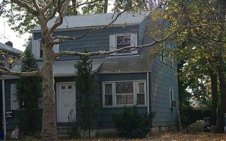 65 Maplewood Ave, Hempstead, NY 11550