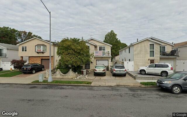 651 Lamoka Ave, Staten Island, NY 10312