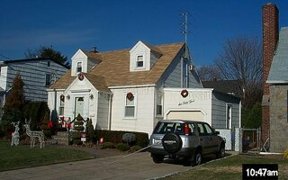653 Garfield Rd, North Baldwin, NY 11510