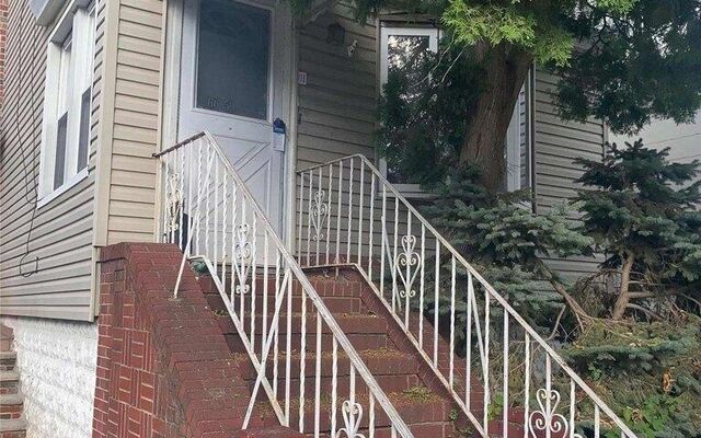 66-59 75th St, Middle Village, NY 11379 (Porch)