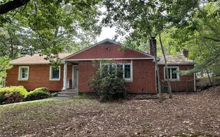 664 Old Country Rd, Dix Hills, NY 11746