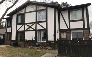 666 Blue Ridge Dr, Medford, NY 11763