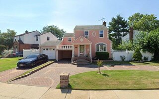 67 Diamond St, Elmont, NY 11003
