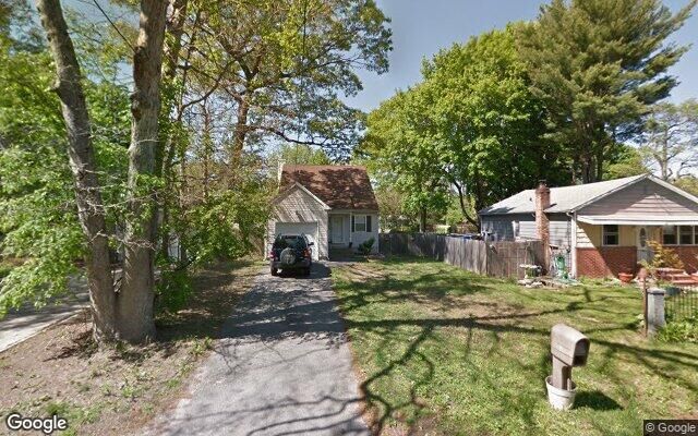 67 Inwood Ave, Selden, NY 11784