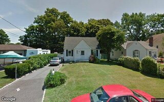 67 King St, Kings Park, NY 11754