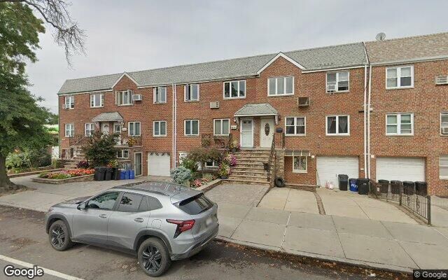 69-17 Eliot Ave, Maspeth, NY 11378