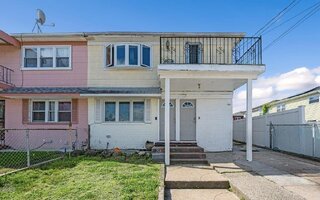 69-53 Thursby Ave, Arverne, NY 11692