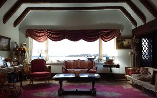 69 Cornwells Beach Rd, Port Washington, NY 11050