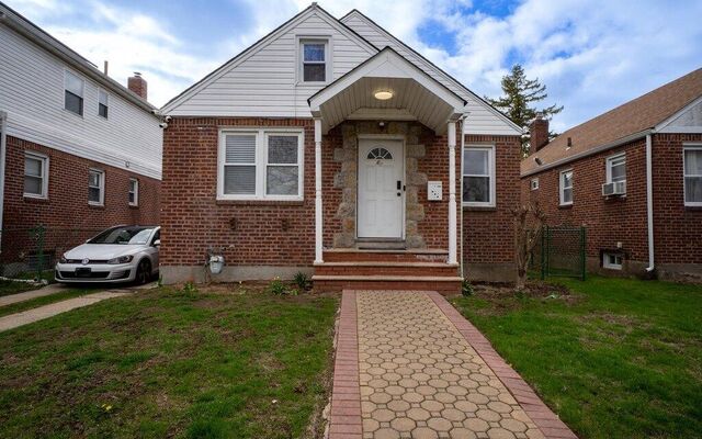 69 Sterling Rd, Elmont, NY 11003 (Porch)