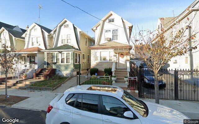 690 E 39th St, Brooklyn, NY 11203