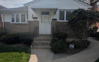 7-08 127th St, College Point, NY 11356