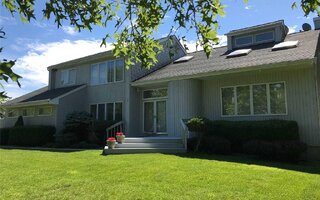7 Galleine, Commack, NY 11725
