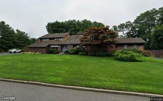 7 Gallo Ct, East Setauket, NY 11733