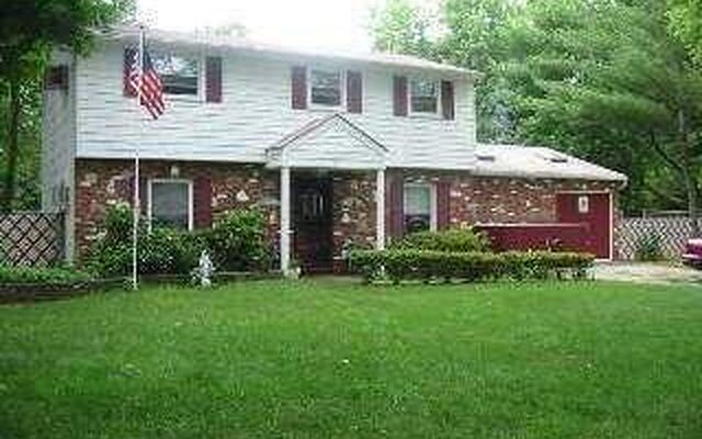 7 Lake Grove St, Centereach, NY 11720