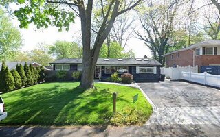7 Milland Dr, Northport, NY 11768