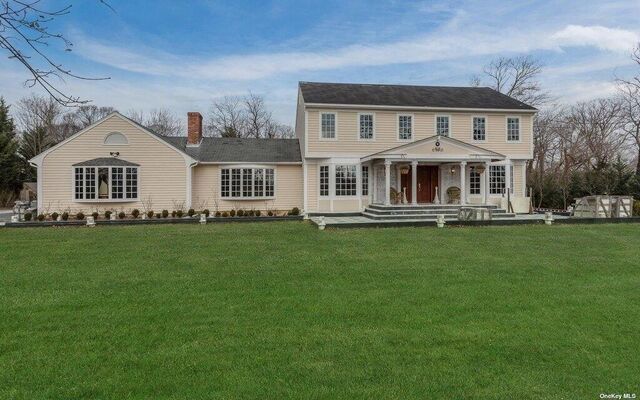 7 Old Field Rd, Setauket, NY 11733 (House View)