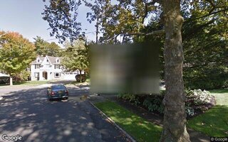 7 Oxford Blvd, Great Neck, NY 11023
