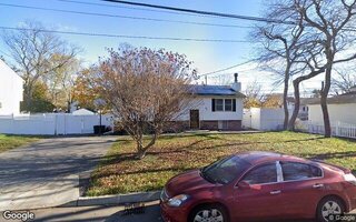 7 S 25th St, Wyandanch, NY 11798