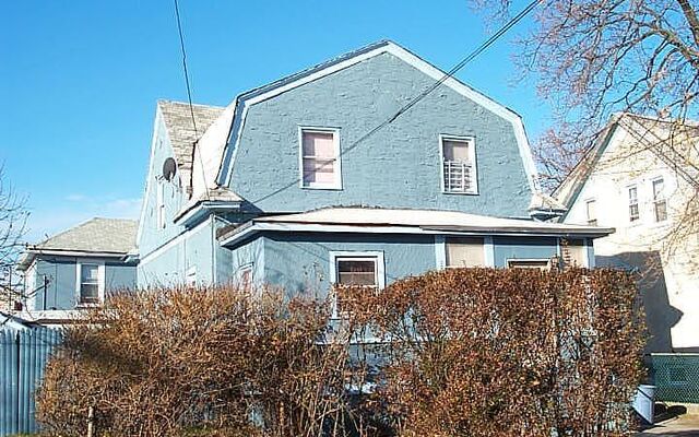 7 W End Ave, Inwood, NY 11096