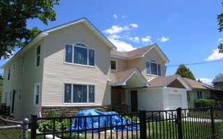 70 Frederick Ave, Freeport, NY 11520