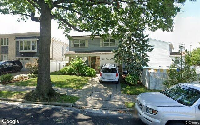70 Lyon Pl, Staten Island, NY 10314 (Porch)