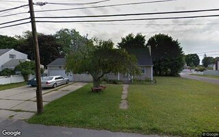 701 Jackson Ave, Lindenhurst, NY 11757